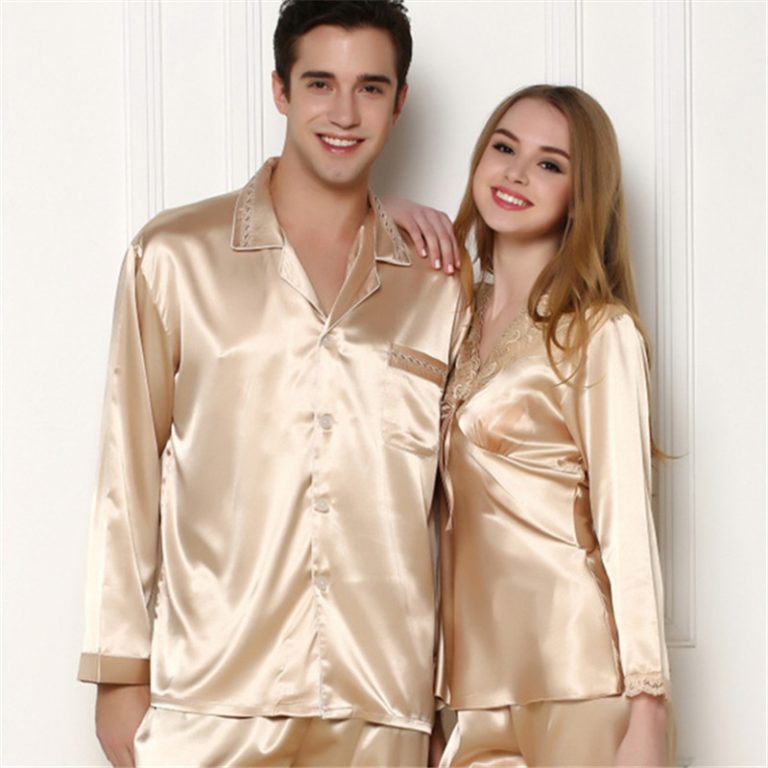 Matching Couple Pajamas To Wear This Winter With Your Other Half 4