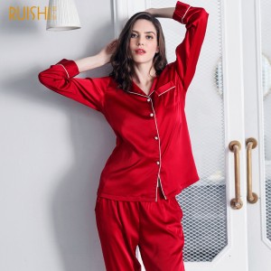 Couple Matching Silk Pajamas for Every Occasion 7